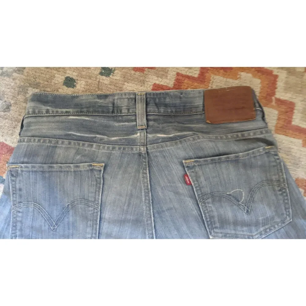 Levi's 511 skinny 34x32 men's medium NOTE distressed seat / gusset